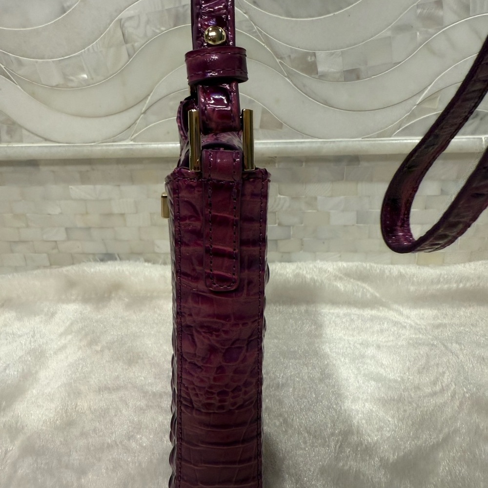 NWT Brahmin Marley in Dewberry Croc-Embossed Shoulder Bag - Picture 3 of 5